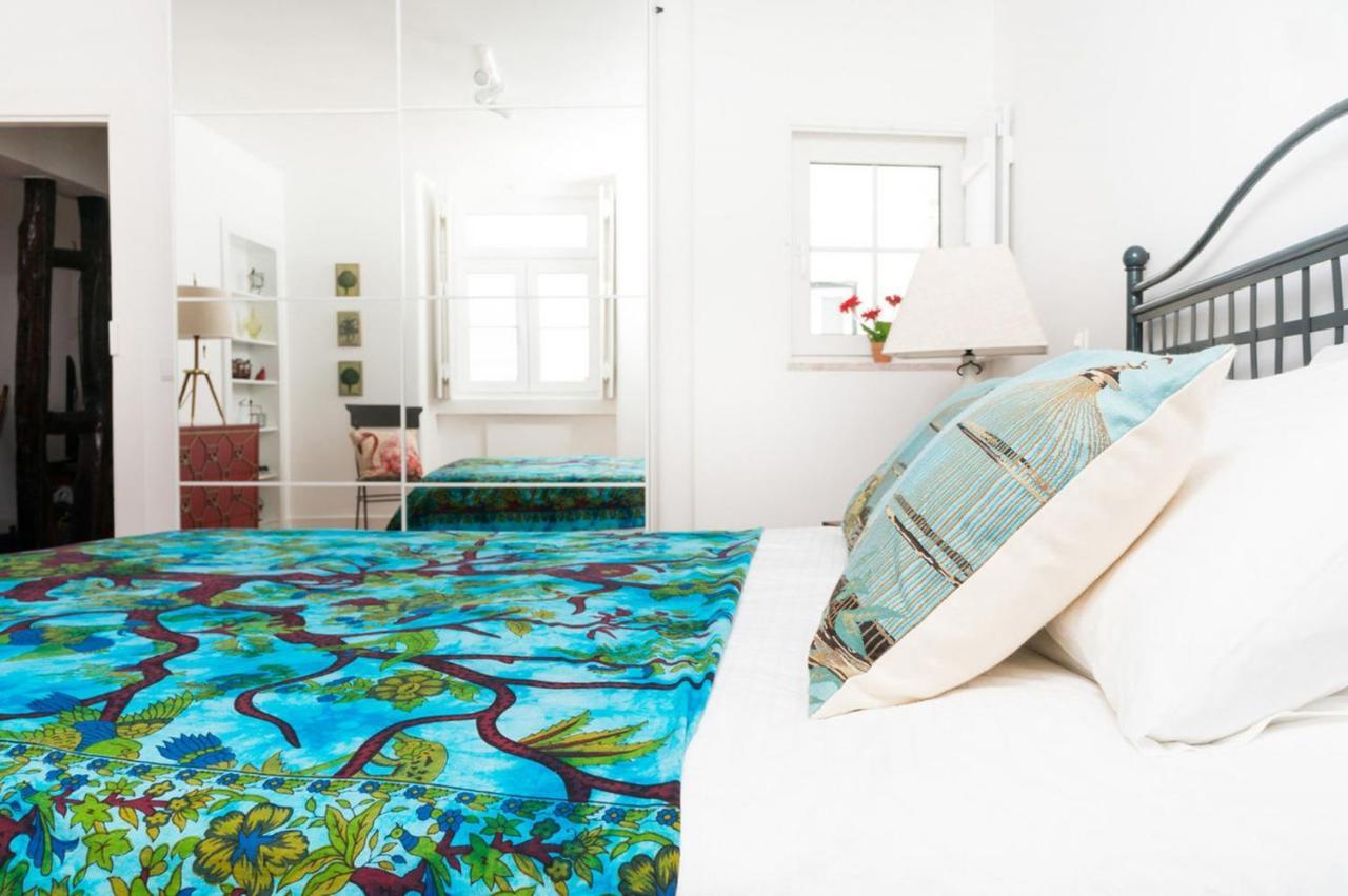 Stylish Lisbon Apartment In Alfama Екстер'єр фото